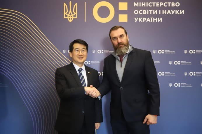 Підписання меморандуму про співпрацю Корея–Україна